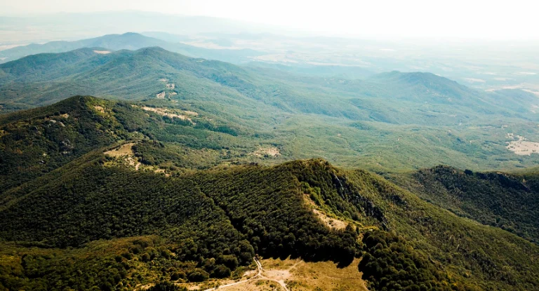 Скрити места в България